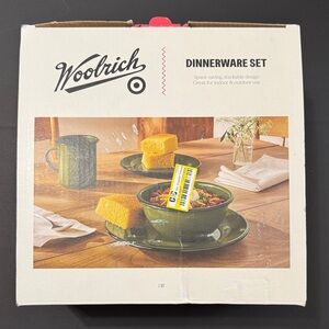 Woolrich Olive Green Ceramic Dinnerware Set